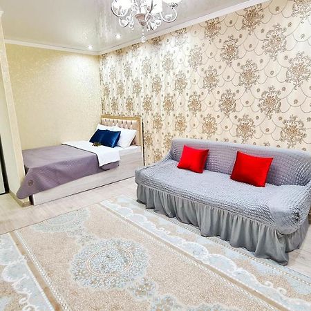Абсолютно Новая Квартира Класса Люкс Taraz Exterior foto