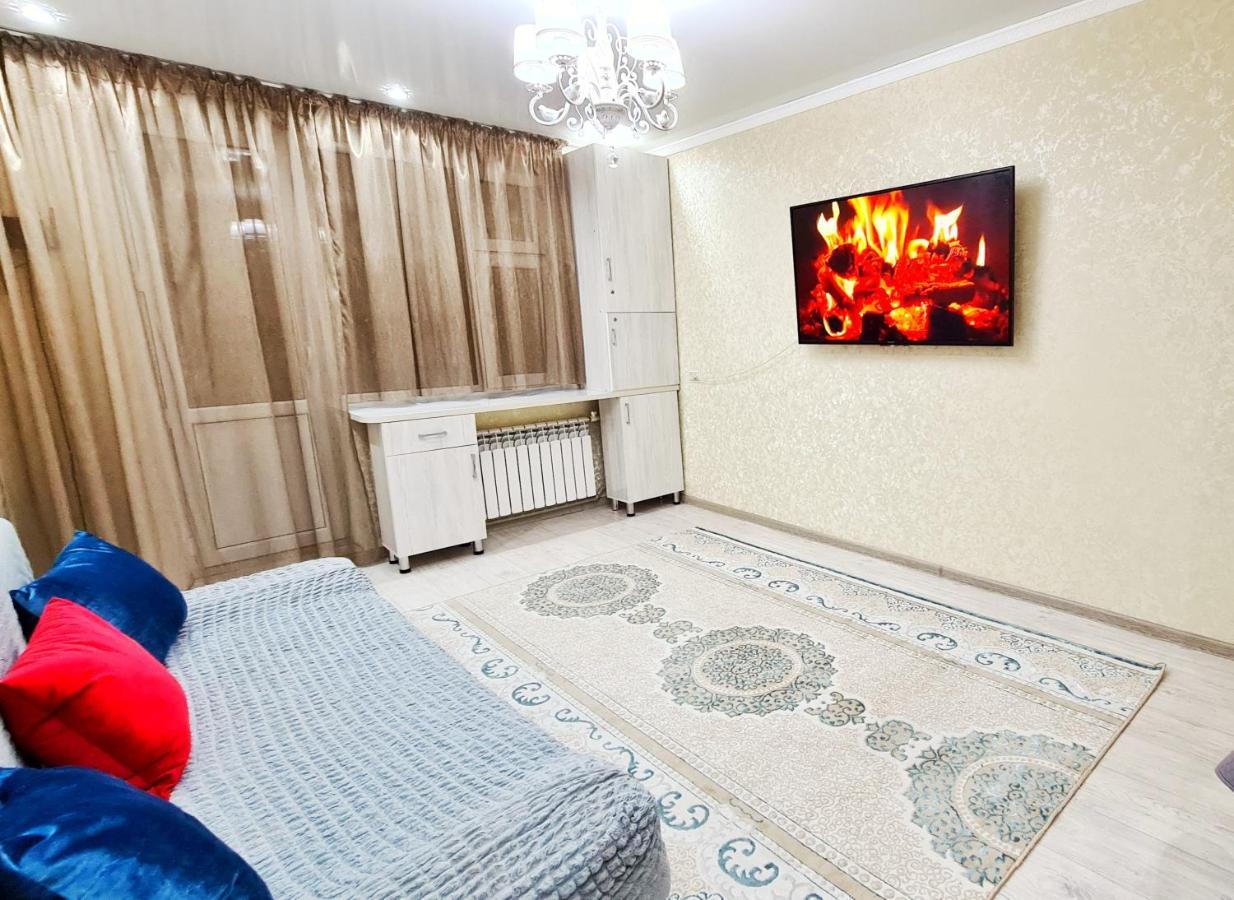 Абсолютно Новая Квартира Класса Люкс Taraz Exterior foto
